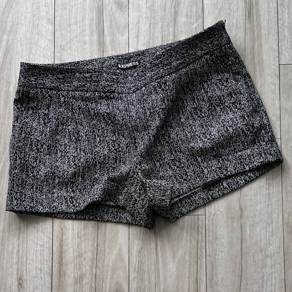 Express Shorts